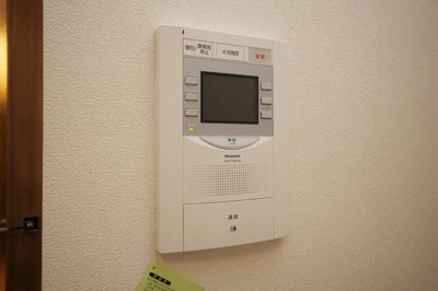 【セキュリティ】 | プレサンス OSAKA DOMECITYビーツ | モニター付きインターホンです