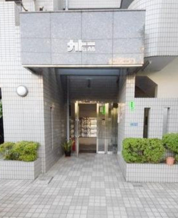 ビューハイムカトーのエントランス