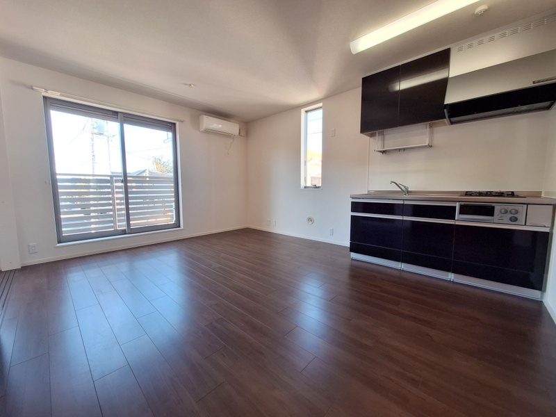 日進町１丁目メゾンの居間・リビング