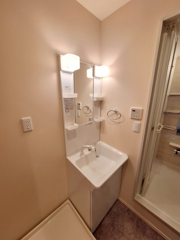 日進町１丁目メゾンの洗面所