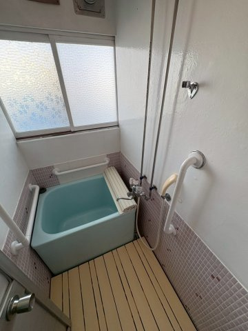 ひまわりマンションの浴室