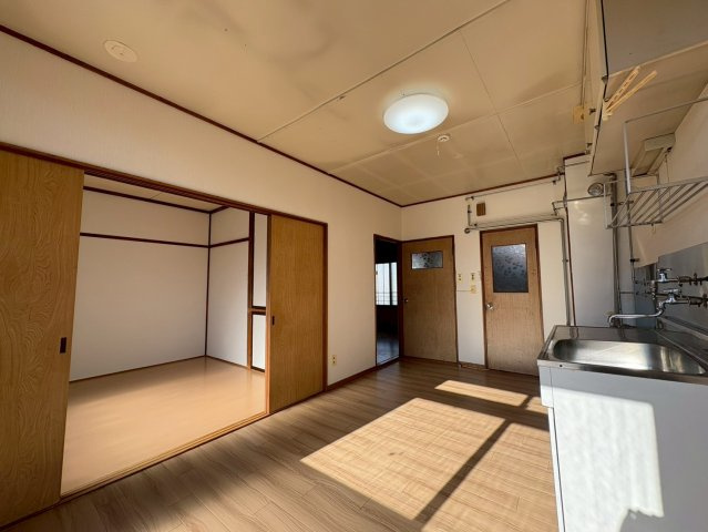 ひまわりマンションの居間・リビング