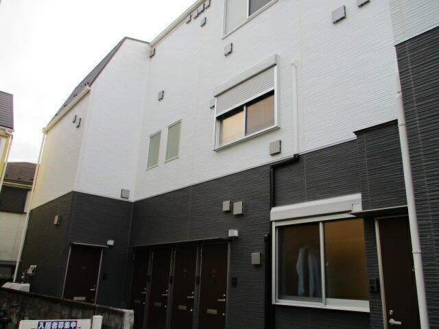 リブ・テイル　３０３号室の外観