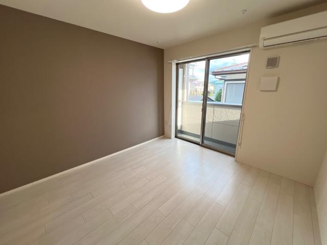 ポポラス西下台の洋室|リビング