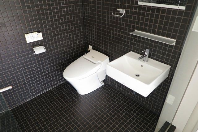 是空NANBAⅡのトイレ|ホテル仕様のアメリカンスタイル