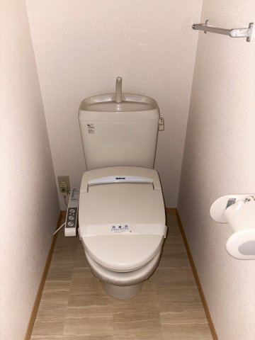 ジェニアル西谷のトイレ