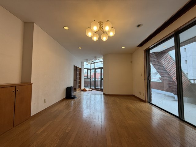 サンローズの居間・リビング