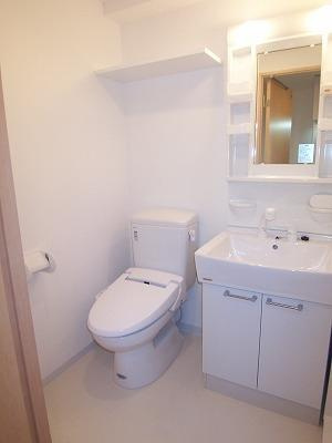 GENOVIA亀戸green wallの洗面所