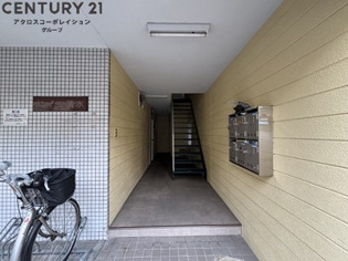 ハイツ清水のエントランス