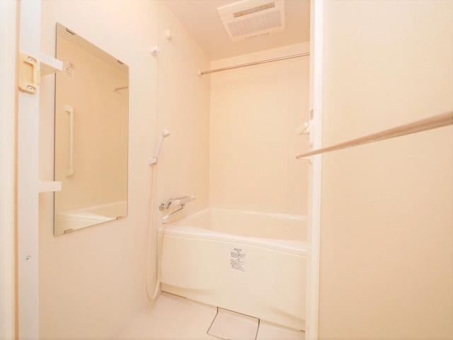 レジデンス・スエヒロ上本町の浴室