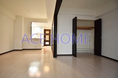 【居間・リビング】 | エステムコート谷町四丁目