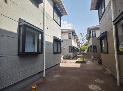 【エントランス】 | メゾン新家B