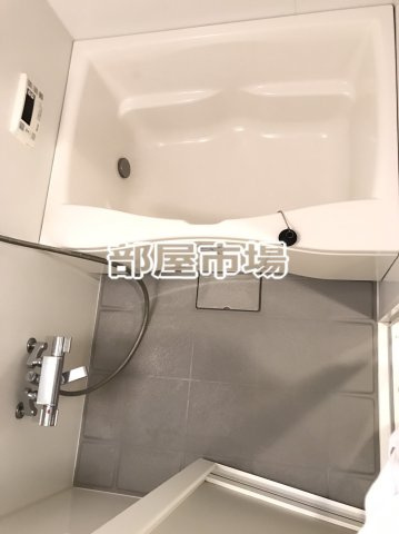 ROTIS COURTの浴室|浴槽