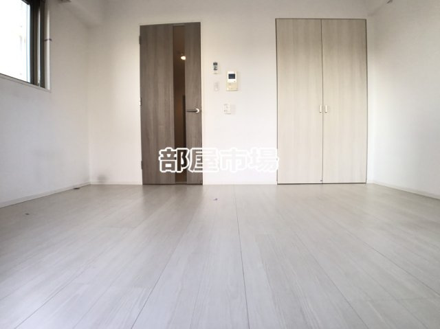 ROTIS COURTの居間・リビング