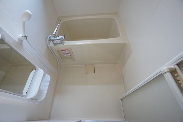 ソフィア西谷A棟の浴室