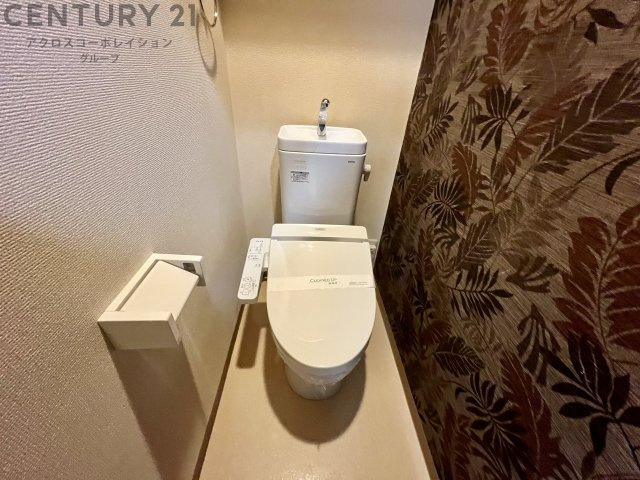 ウォシュレット付きのトイレです☆