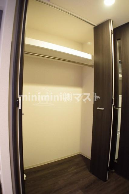 大阪市中央区博労町２丁目の賃貸マンションの収納