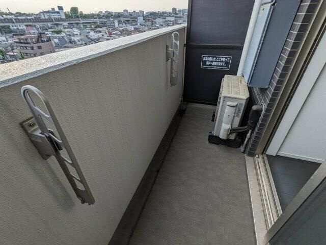 プレミアムキューブ東十条アリアのバルコニー