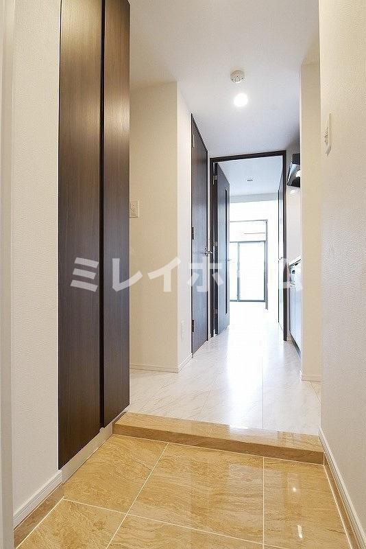 ラフィスタ下丸子の玄関