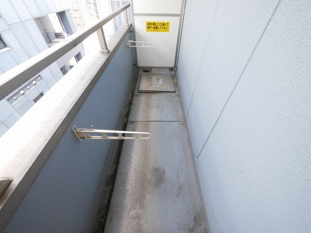 B-RISE新町のバルコニー