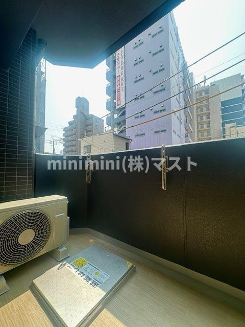 大阪市浪速区下寺３丁目の賃貸マンションのバルコニー