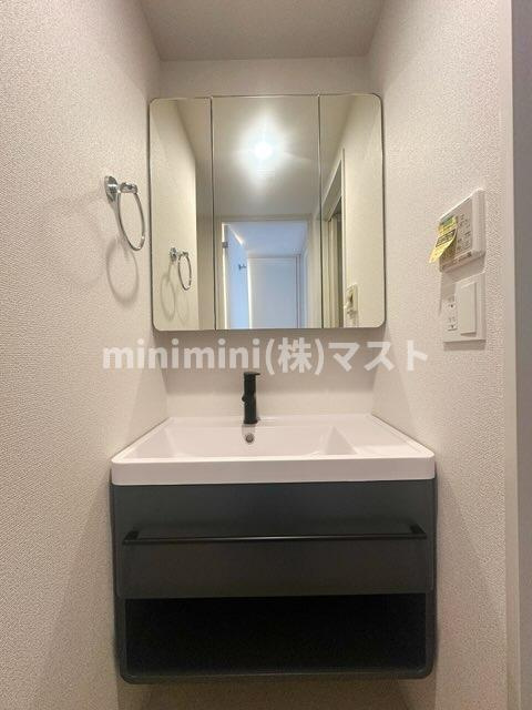 大阪市浪速区下寺３丁目の賃貸マンションの洗面所