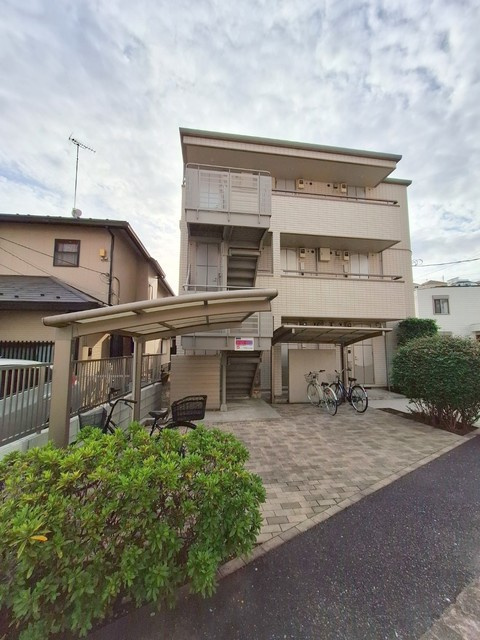 フルール山手のエントランス