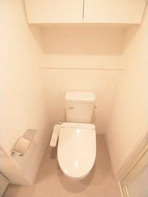 【トイレ】 | クオリタス日本橋浜町 | 落ち着いた色調のトイレです