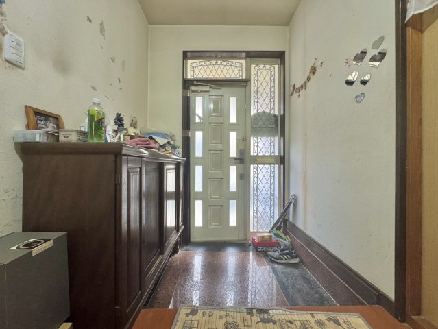 東茨城郡茨城町中古戸建の玄関