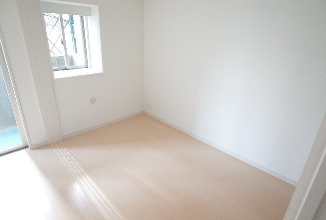 レガーロ千早の居間・リビング