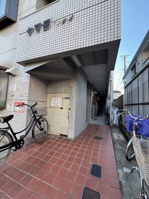 【エントランス】 | ヤマダマンション