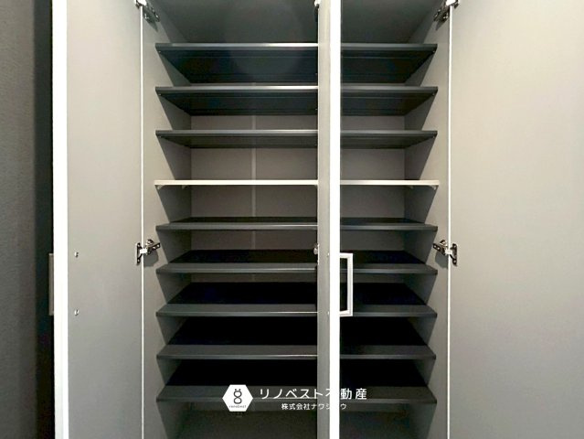 ファミール緑橋の収納|大容量のシューズボックスがあるのでスッキリとした玄関周りにできますね！