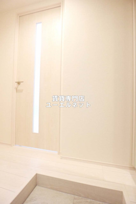 【玄関】 | サンメイプル庄内 | 住まいの顔ともなる玄関