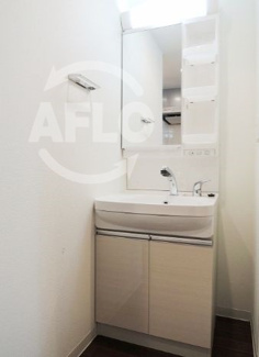 【洗面所】 | レジデンス大阪城前 | レジデンス大阪城前　独立洗面台