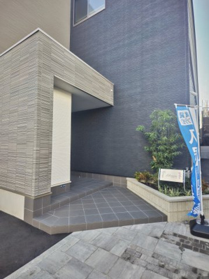 【エントランス】 | リプライネ中楠