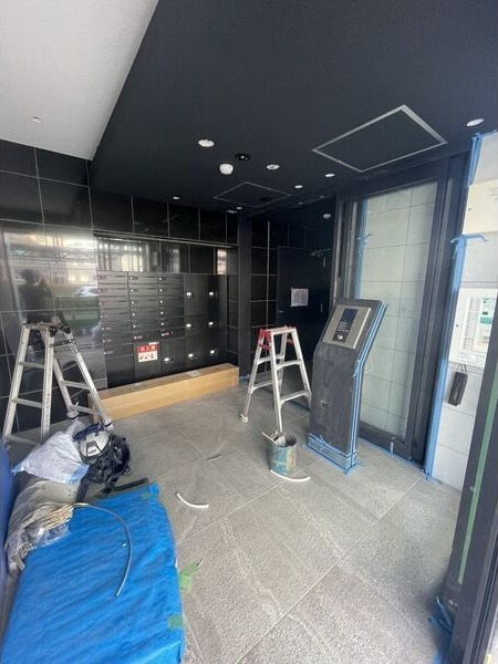 VERITAS SHIRAKANEのエントランス