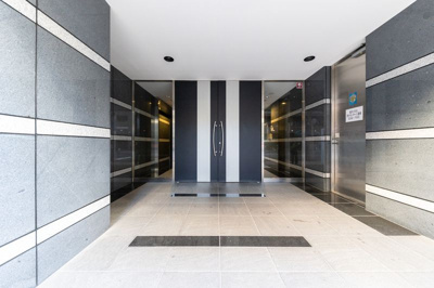 【エントランス】 | プレール・ドゥーク八丁堀