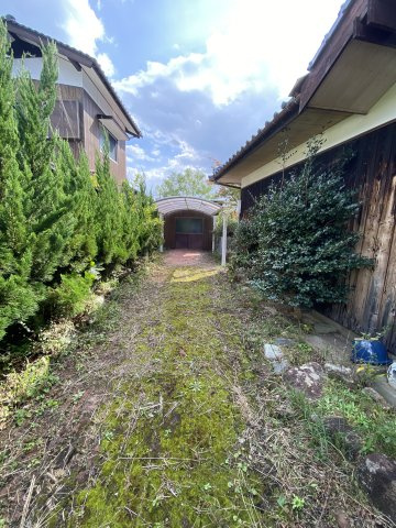 山口市桜畠６丁目の中古一戸建の駐車場