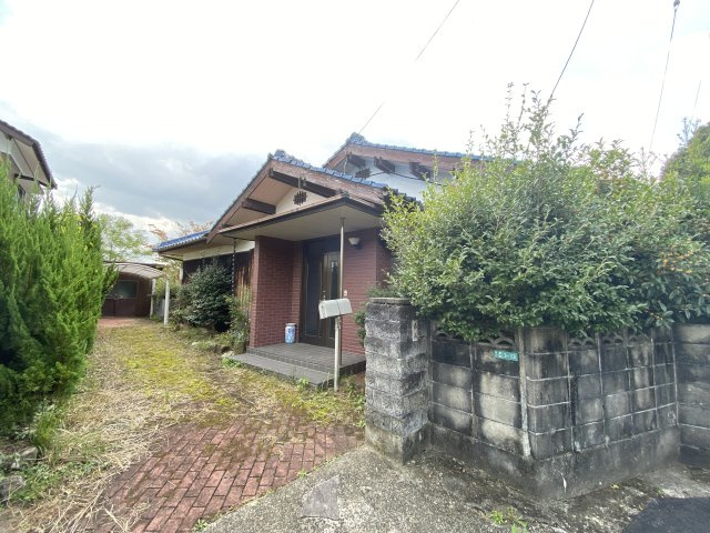 桜畠6丁目　中古住宅の外観