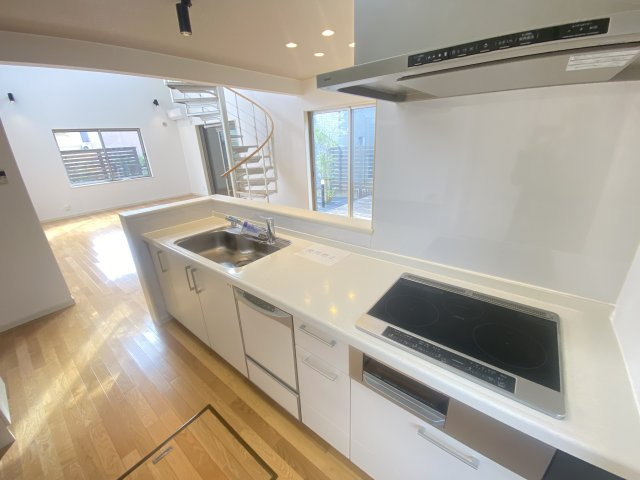 『八王子市中古戸建て』八王子市元八王子町2-3324-5【仲介手数料無料】　八王子市元八王子町２丁目のキッチン|～仲介手数料無料☆八王子ひなた不動産～八王子市元八王子町　中古戸建て
