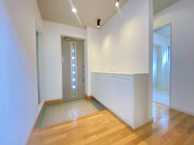 『八王子市中古戸建て』八王子市元八王子町2-3324-5【仲介手数料無料】　八王子市元八王子町２丁目の玄関|～仲介手数料無料☆八王子ひなた不動産～八王子市元八王子町　中古戸建て
