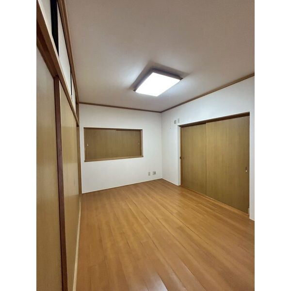島本町戸建の寝室