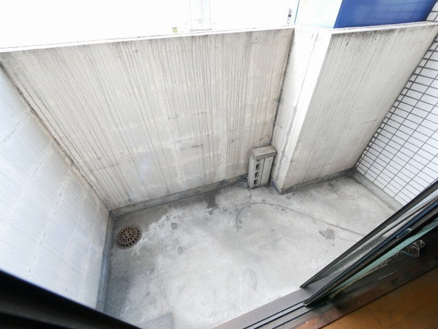 ロイヤル神路IIのバルコニー