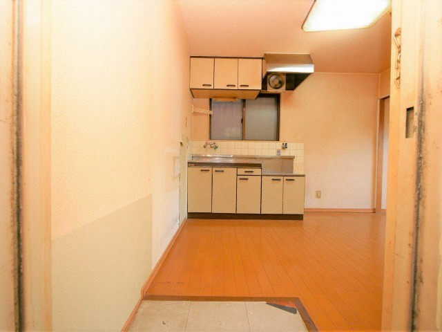 ロイヤル神路IIの玄関