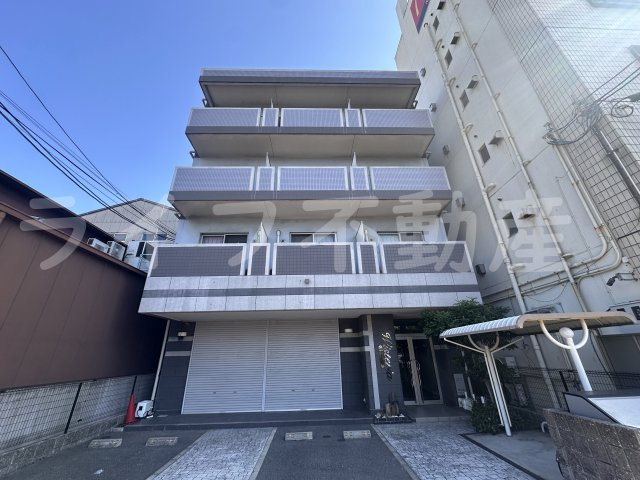 ウィステリアの外観