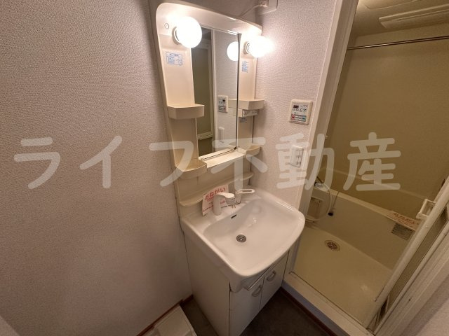 ウィステリアの独立洗面台