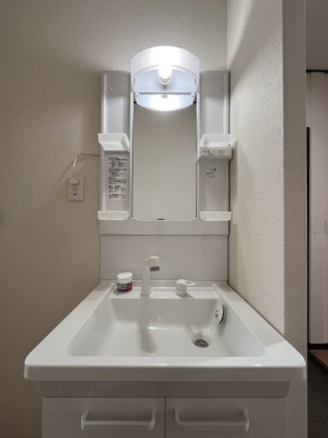 【洗面所】 | ハイツ昴 | 使いやすい綺麗な洗面所です