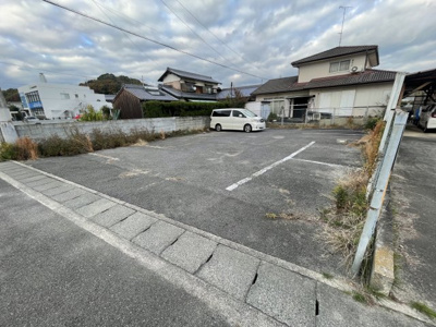 【前面道路含む現地写真】 | 愛媛県今治市鐘場町1丁目　新築セットプラン平屋
