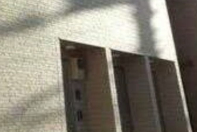 スズキレジデンスの玄関