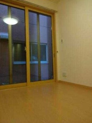 スズキレジデンスの寝室